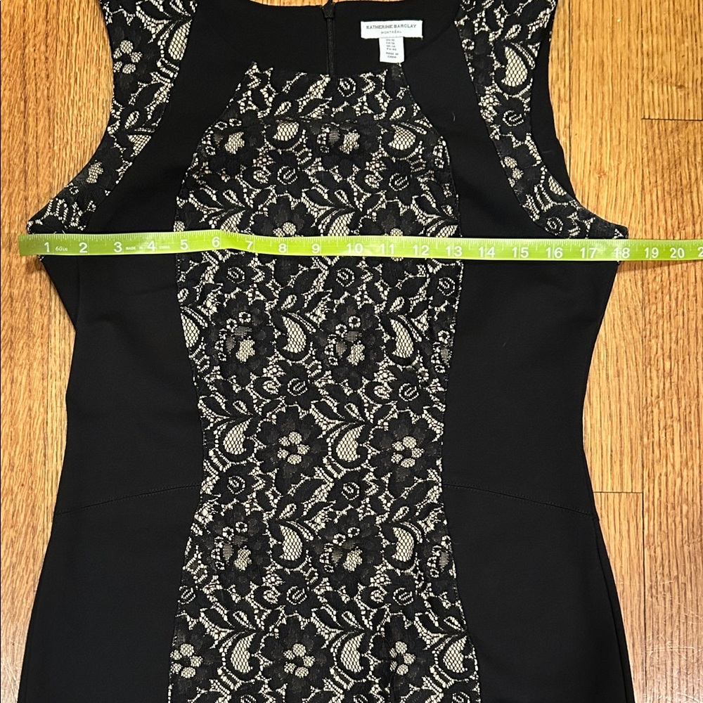 Katherine Barclay Elegant Black and Cream Lace Dress Size 10 - Picture 13 of 15